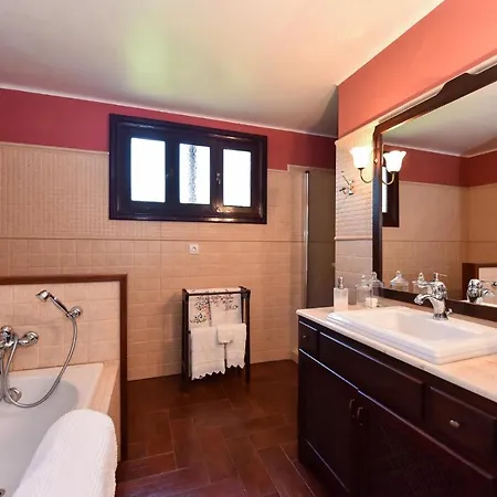 Lodge Madronal With Pool In Gran Canaria By Villagrancanaria