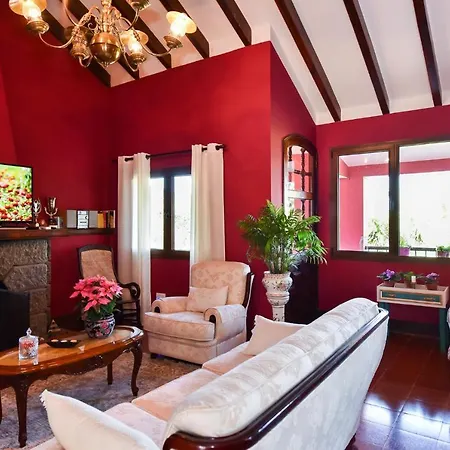 Madronal With Pool In Gran Canaria By Villagrancanaria Lodge Santa Brígida