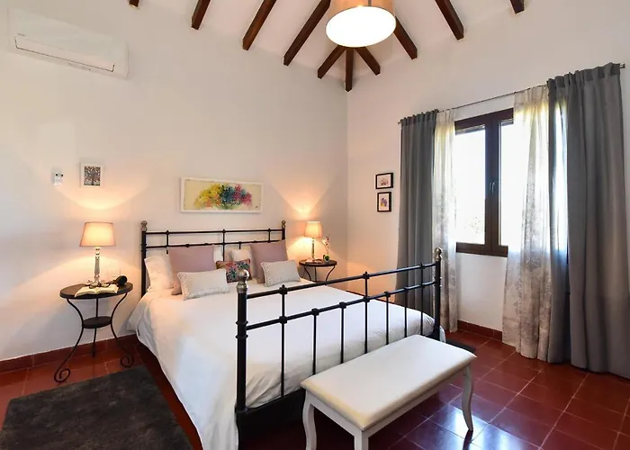 Madronal With Pool In Gran Canaria By Villagrancanaria